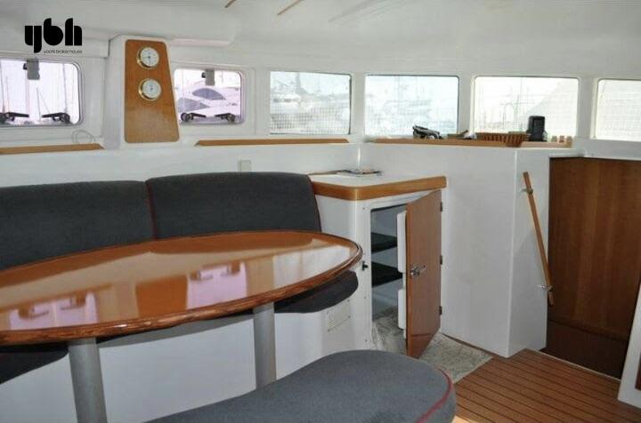  Lagoon 380 2003 for sale