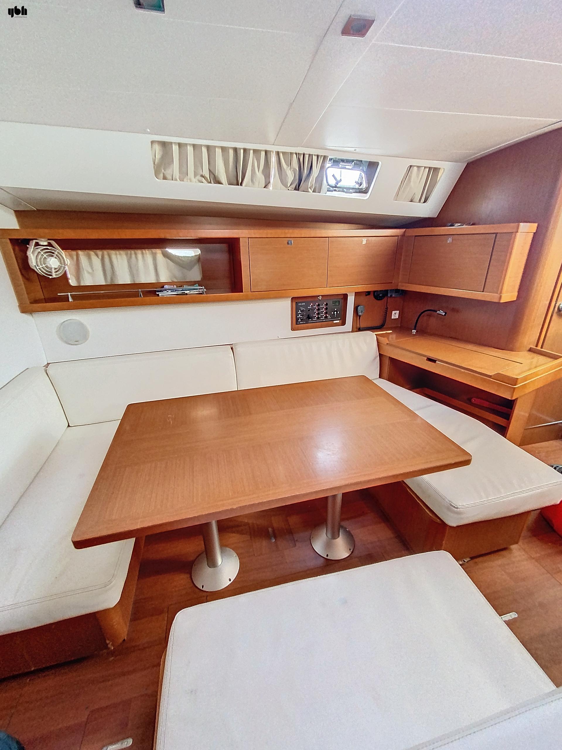 Beneteau Oceanis 45 2014 for sale