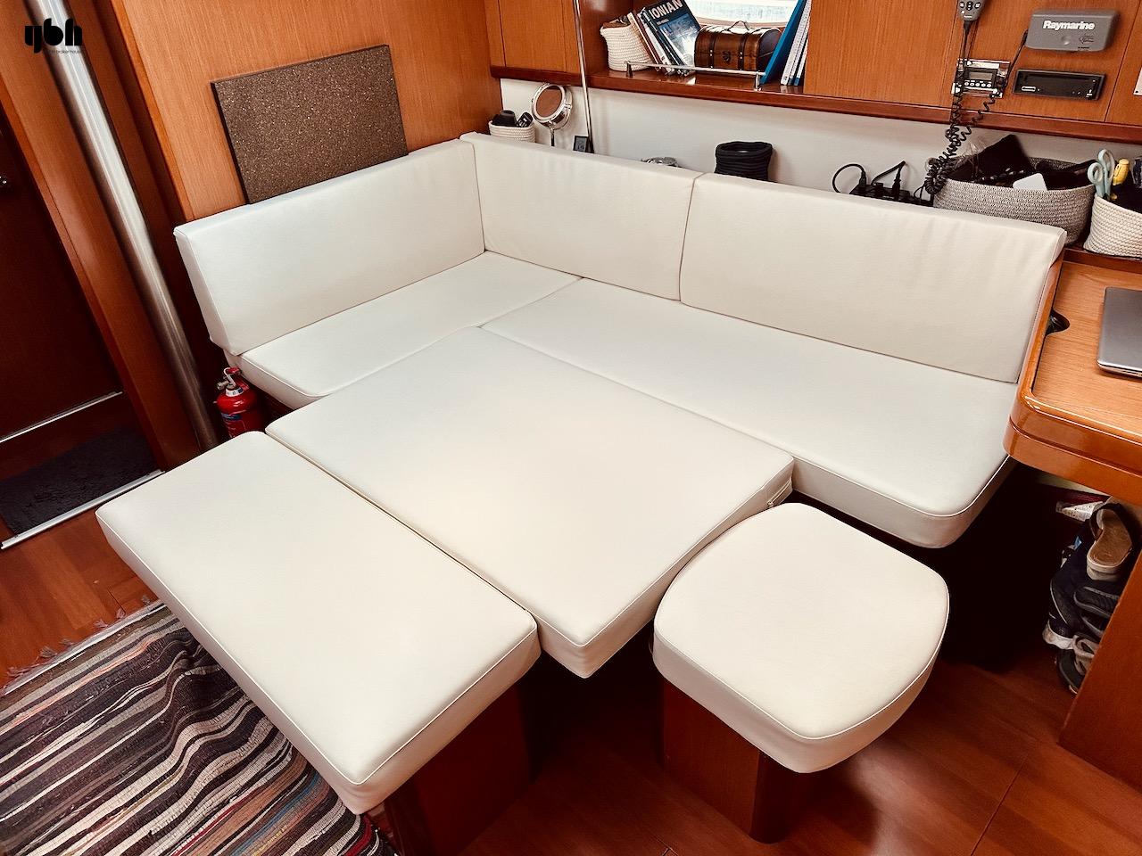 Beneteau Oceanis 43 Family Edition 2009