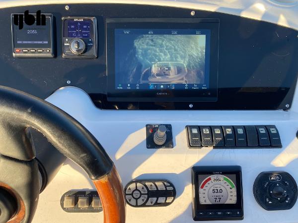 2004 Sunseeker Manhattan 56