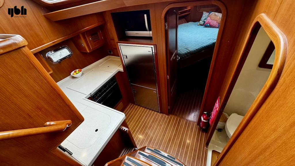 Adagio 44 Sundeck LBC 2009 For Sale