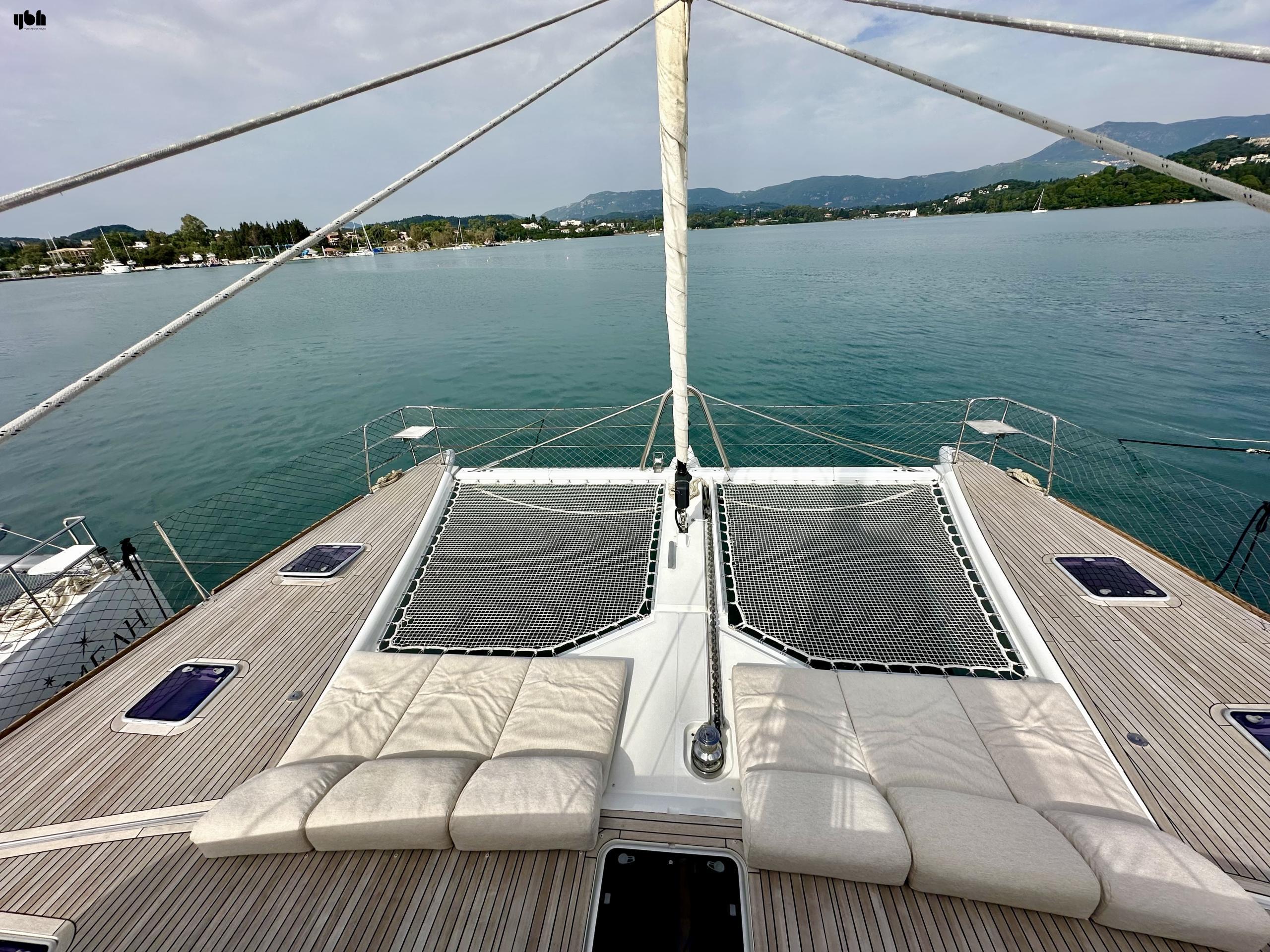 Lagoon 620 Owner's Version for sale